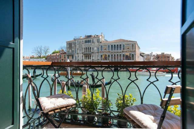 البندقية Casa Zucchi | Grand Canal Apartment المظهر الخارجي الصورة