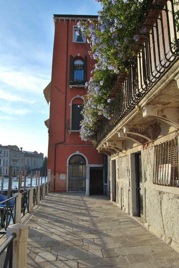 البندقية Casa Zucchi | Grand Canal Apartment المظهر الخارجي الصورة